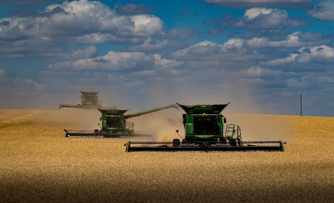 Custom harvest operation on the High Plains